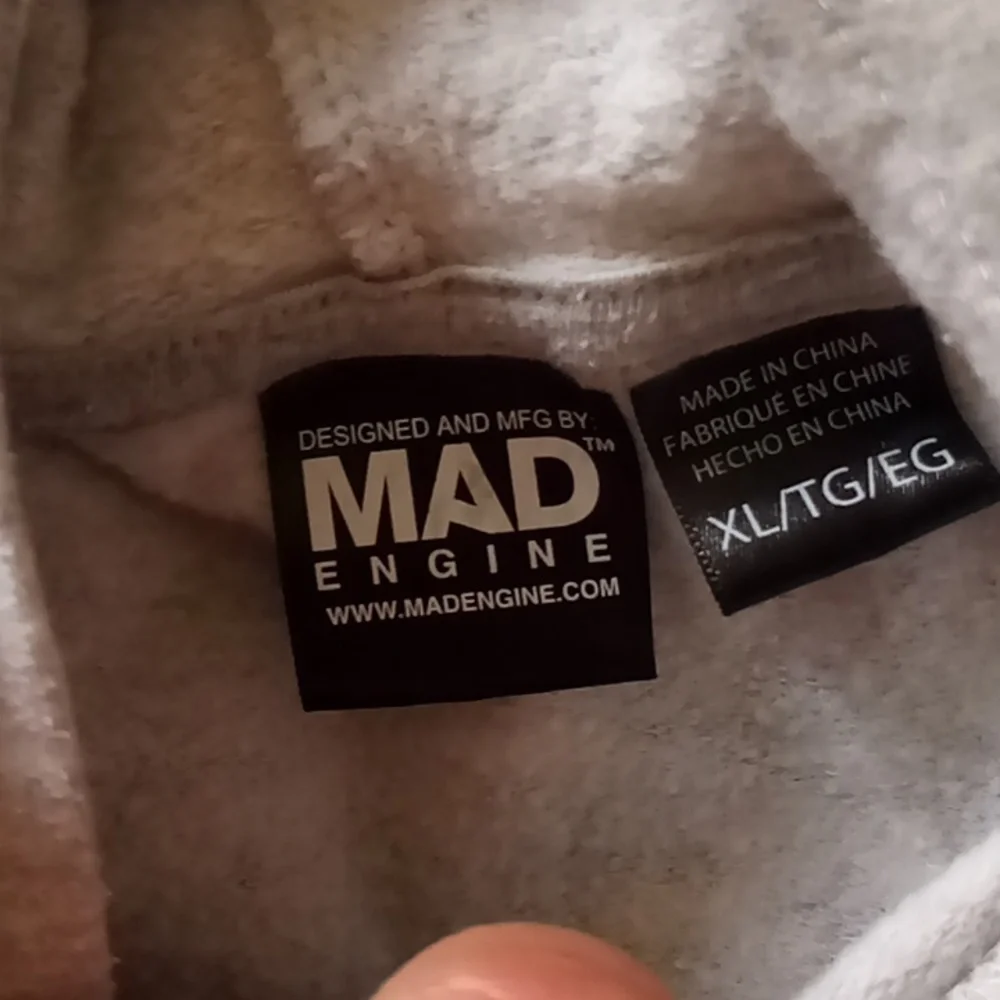 Mad engine - Picture 2 of 4